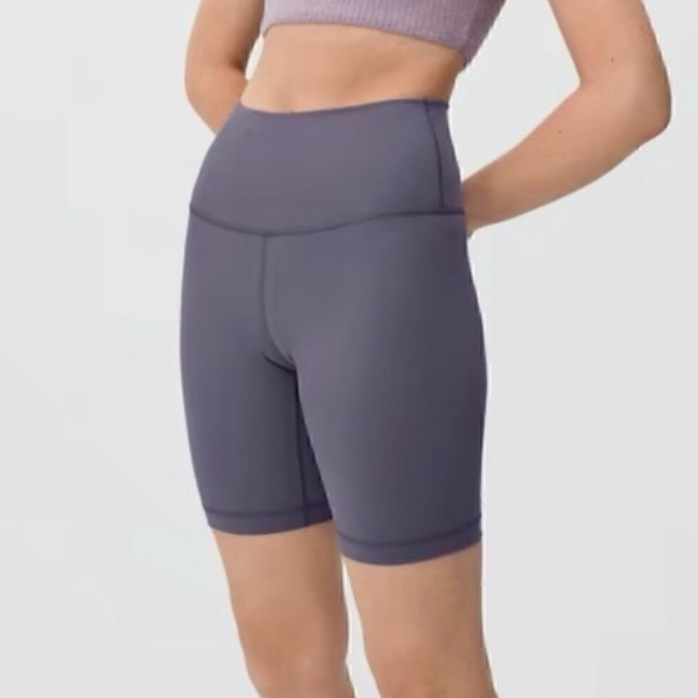 Everlane The Perform Bike Short Size Small